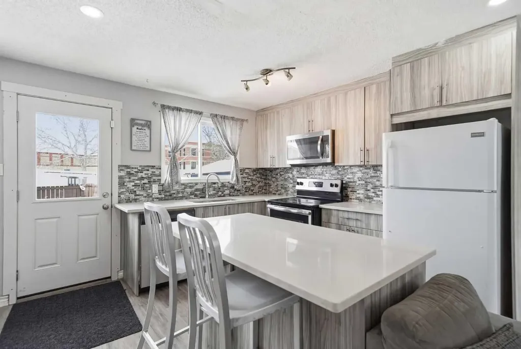 72 Falchurch Road NE Calgary AB T3J 1J8
