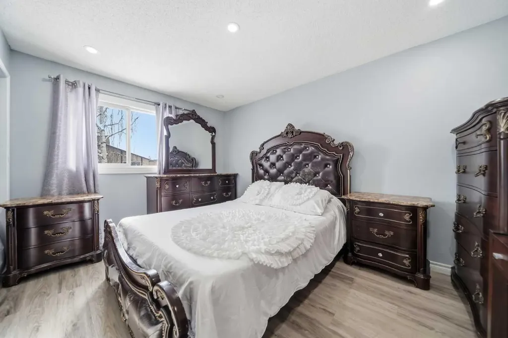 72 Falchurch Road NE Calgary AB T3J 1J8