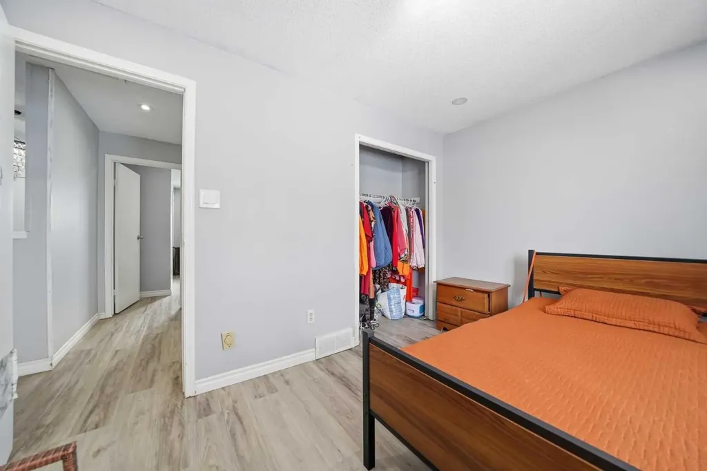 72 Falchurch Road NE Calgary AB T3J 1J8