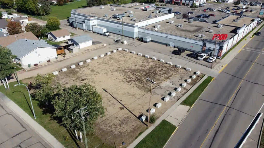 4420 50 Street Ponoka AB T4J 1J5