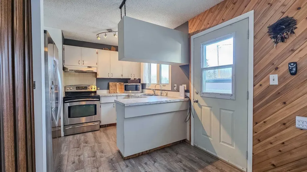 69565 Range Road 65 Grovedale AB T0H 1X0