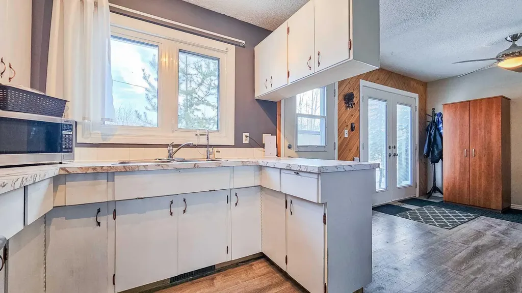 69565 Range Road 65 Grovedale AB T0H 1X0