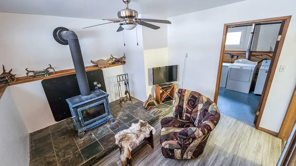 69565 Range Road 65 Grovedale AB T0H 1X0