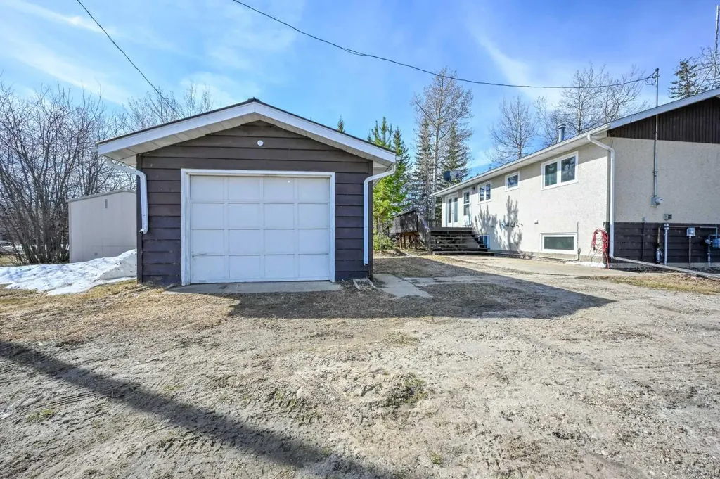 69565 Range Road 65 Grovedale AB T0H 1X0