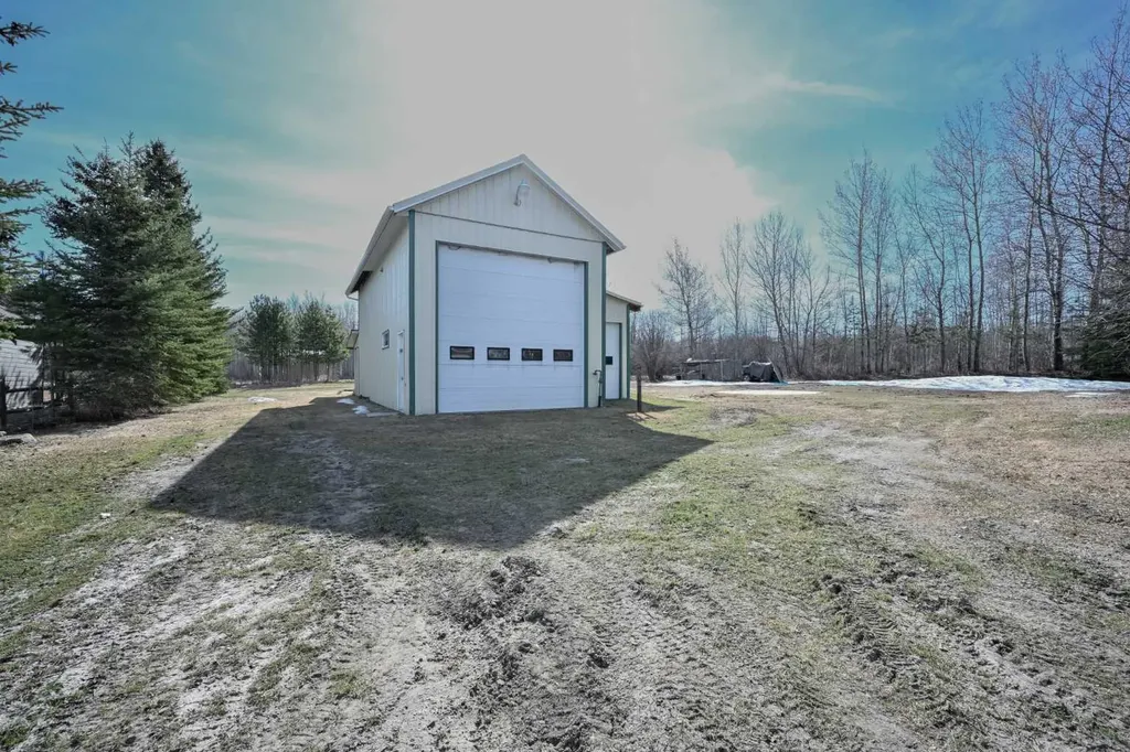 69565 Range Road 65 Grovedale AB T0H 1X0