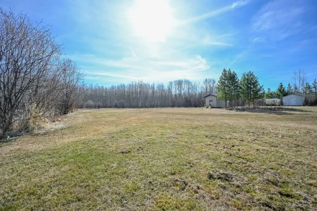 69565 Range Road 65 Grovedale AB T0H 1X0