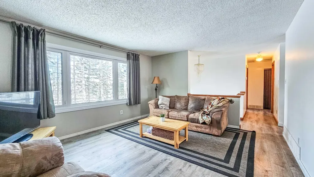 69565 Range Road 65 Grovedale AB T0H 1X0