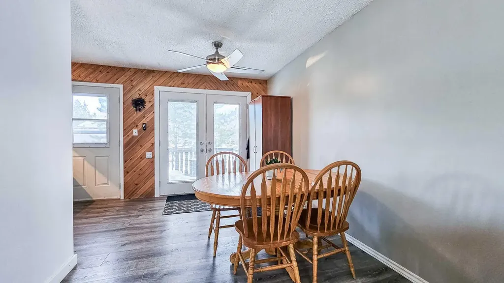 69565 Range Road 65 Grovedale AB T0H 1X0