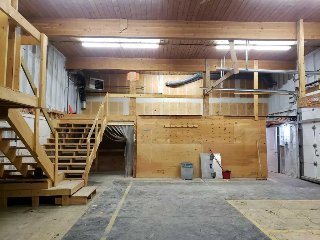 9510 90 Avenue Peace River AB T8S 1G8