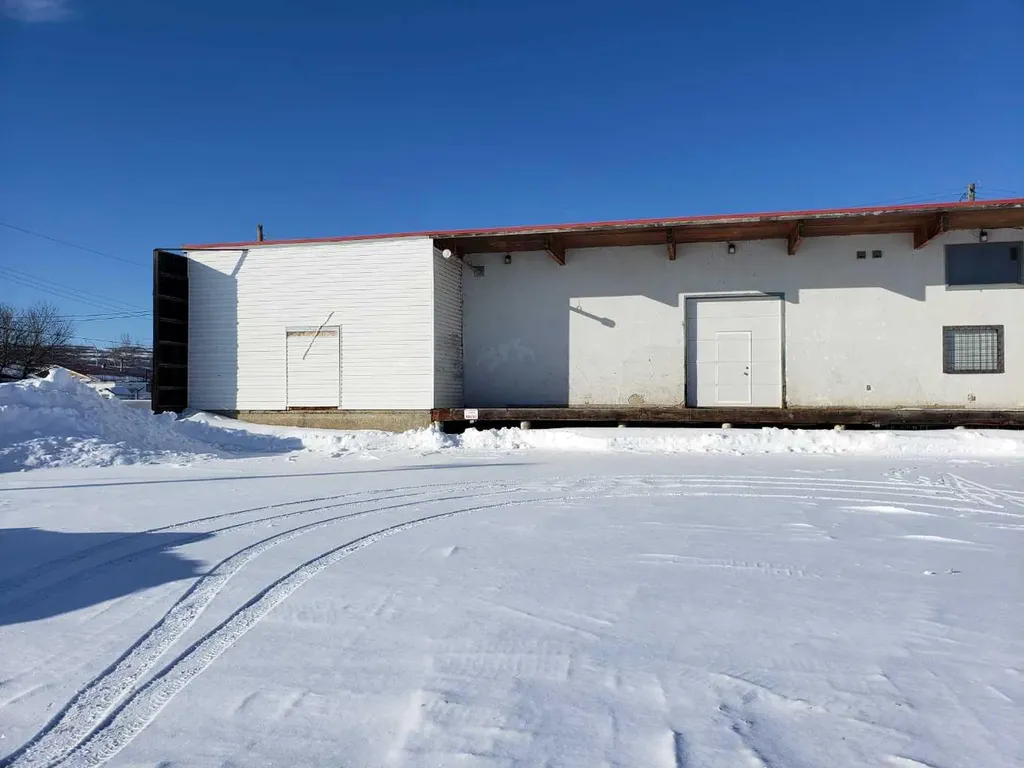 9510 90 Avenue Peace River AB T8S 1G8