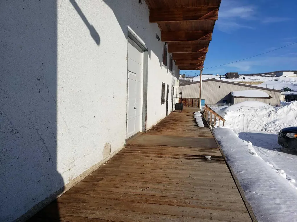9510 90 Avenue Peace River AB T8S 1G8