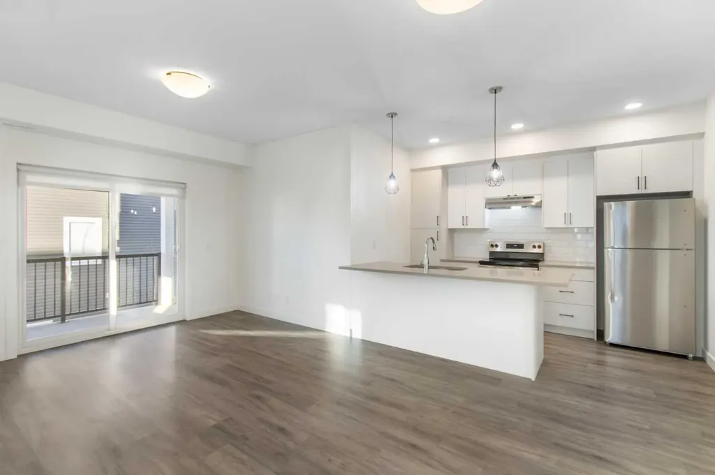 24 Rivercrest Drive Cochrane AB T4C 2C5