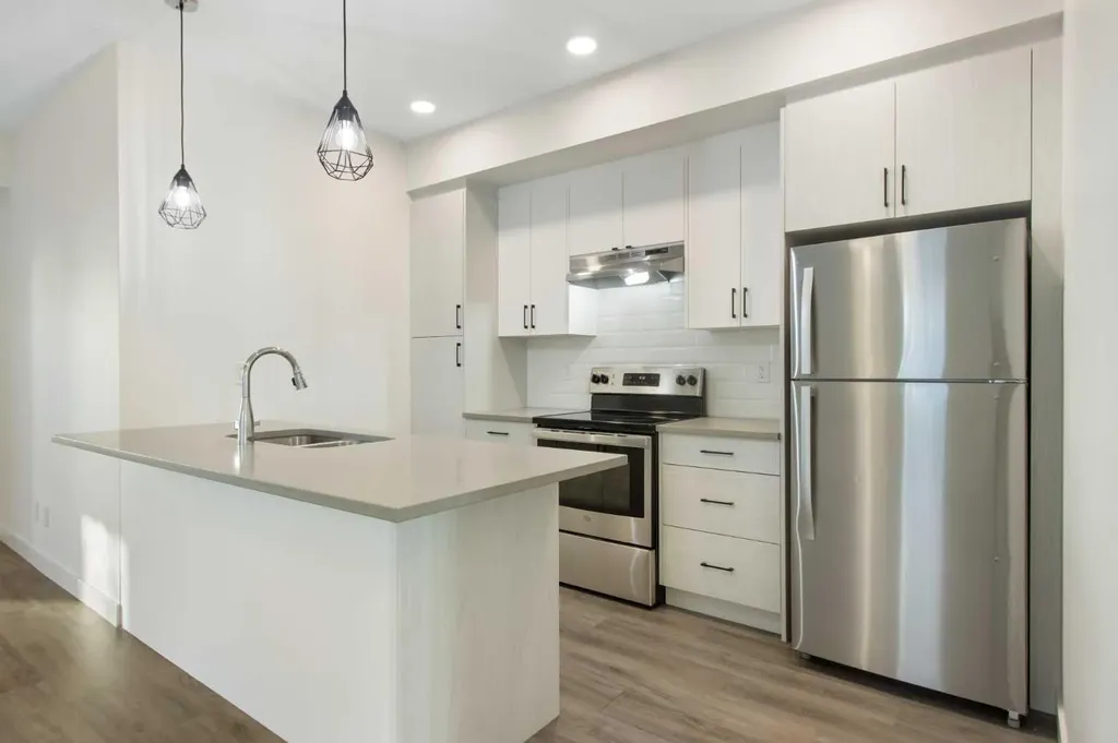 24 Rivercrest Drive Cochrane AB T4C 2C5
