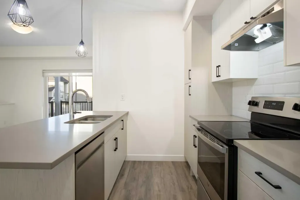 24 Rivercrest Drive Cochrane AB T4C 2C5