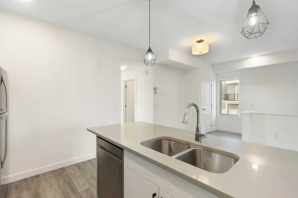 24 Rivercrest Drive Cochrane AB T4C 2C5