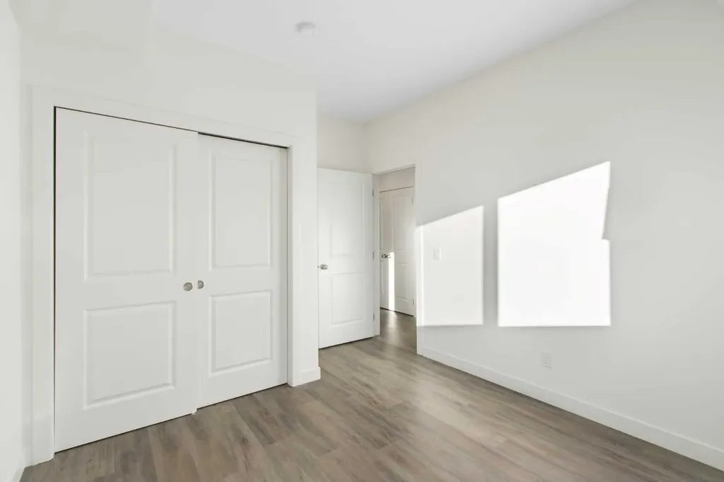 24 Rivercrest Drive Cochrane AB T4C 2C5