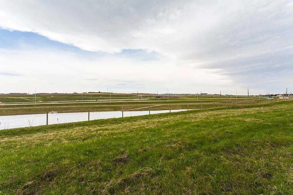 91 Bridlecrest Street SW Calgary AB T2Y 4Y8