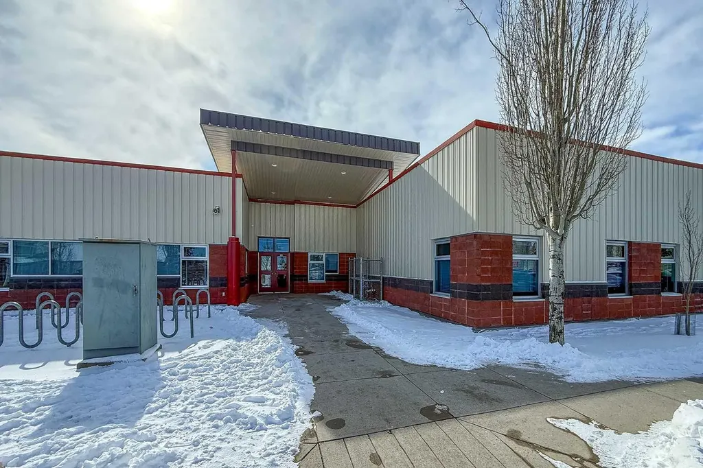 91 Bridlecrest Street SW Calgary AB T2Y 4Y8