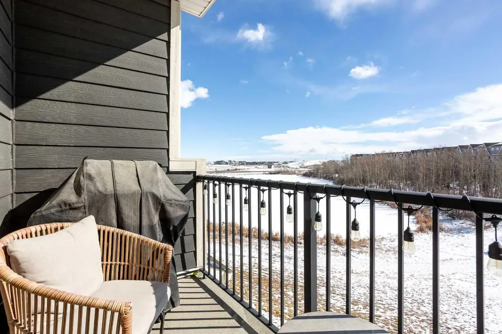 250 Fireside View Cochrane AB T4C2M2