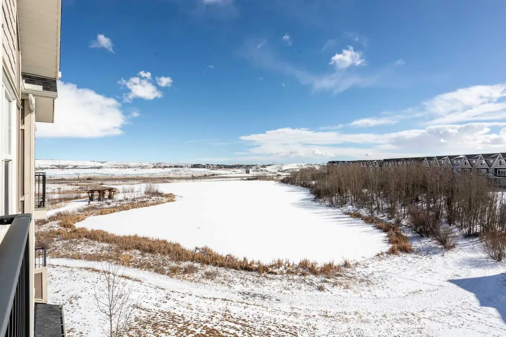 250 Fireside View Cochrane AB T4C2M2