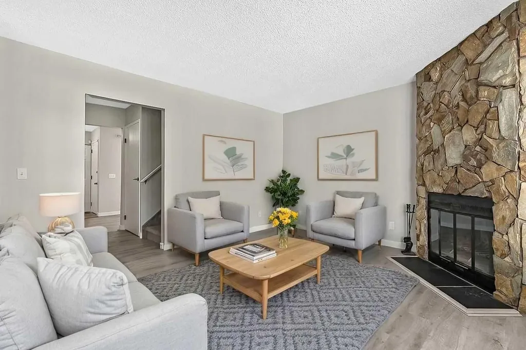 129 Berwick Drive NW Calgary AB T3K 1E7
