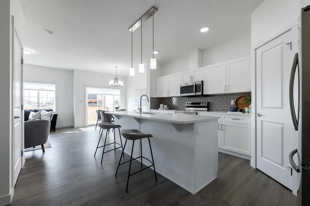 709 Clearview Green Chestermere AB T2P 2G7