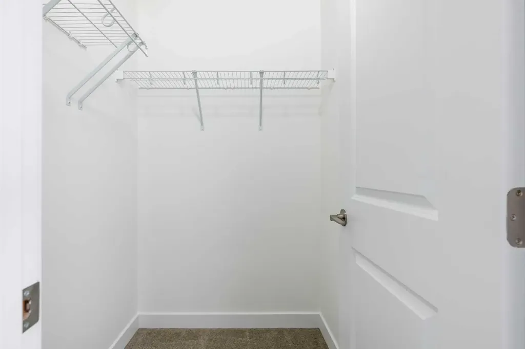 709 Clearview Green Chestermere AB T2P 2G7
