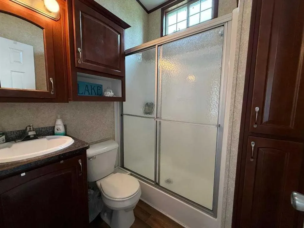 1123 Oak Avenue Lac Des Iles SK S0M 1A0