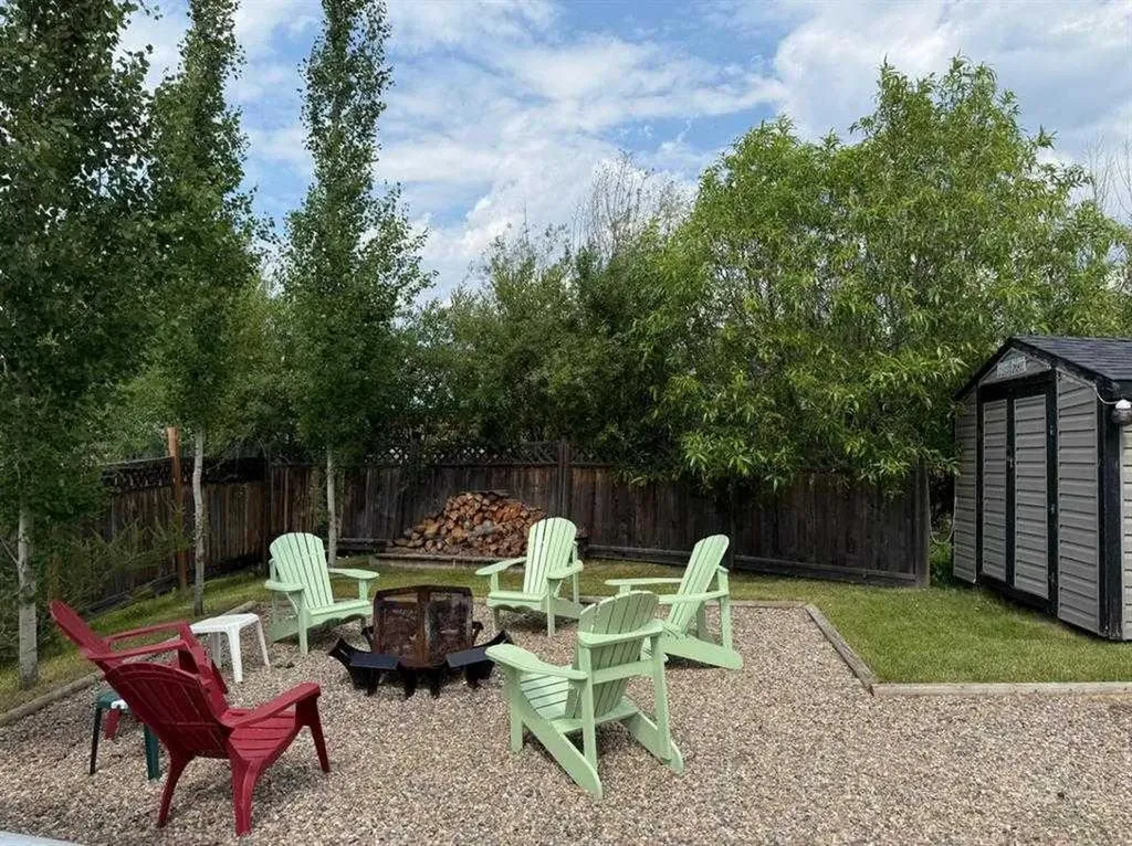 1123 Oak Avenue Lac Des Iles SK S0M 1A0