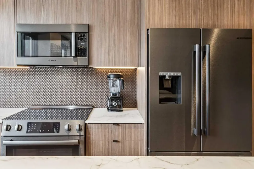 3204 Rideau Place SW Calgary AB T2S 1Z2