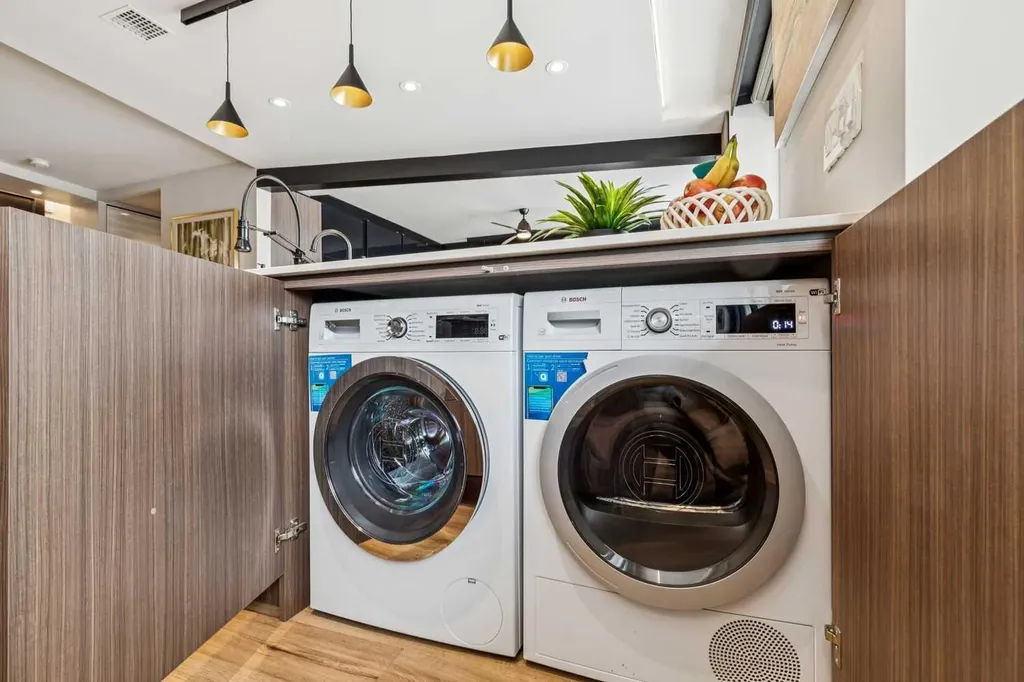 3204 Rideau Place SW Calgary AB T2S 1Z2