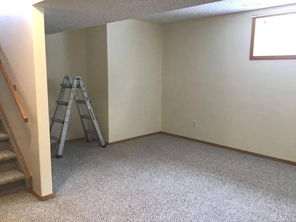 22 Kreiner Crescent Whitecourt AB T7S 1X5