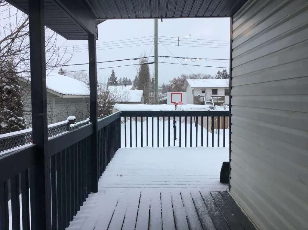 22 Kreiner Crescent Whitecourt AB T7S 1X5