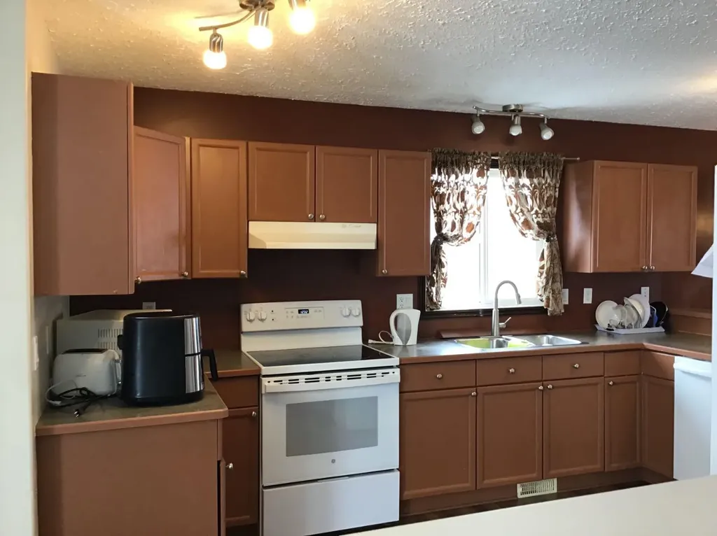 22 Kreiner Crescent Whitecourt AB T7S 1X5