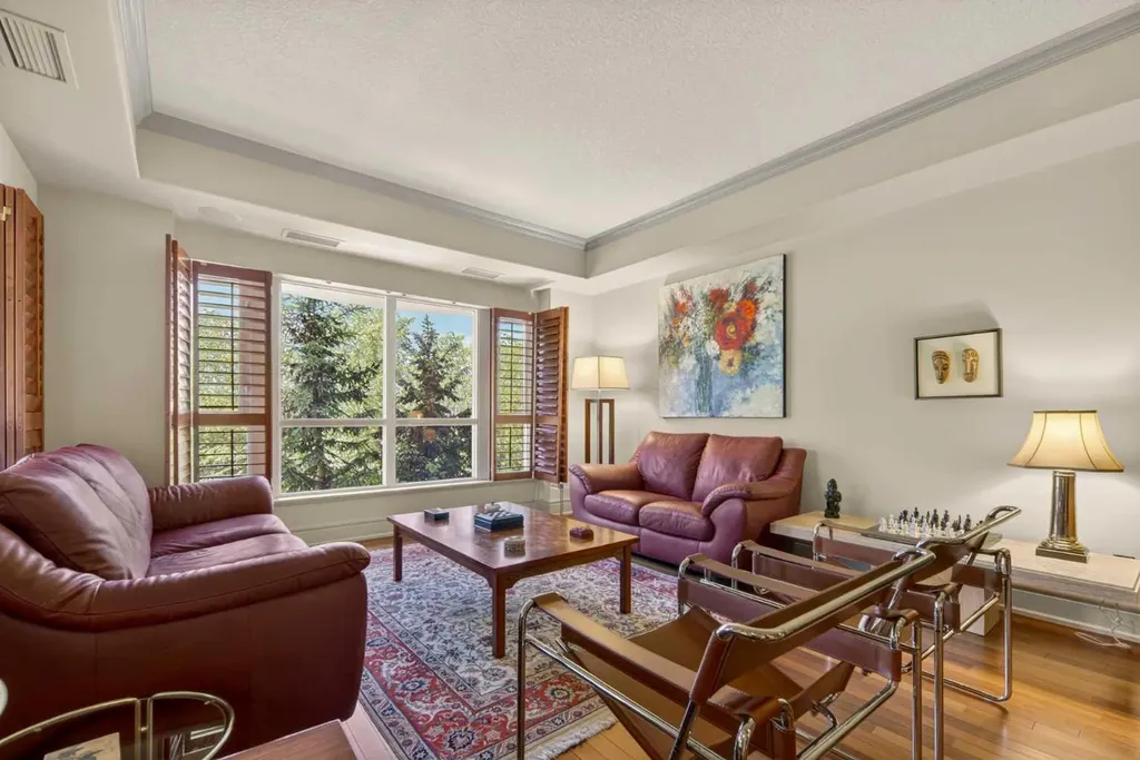 690 Princeton Way SW Calgary AB T2P 5J9