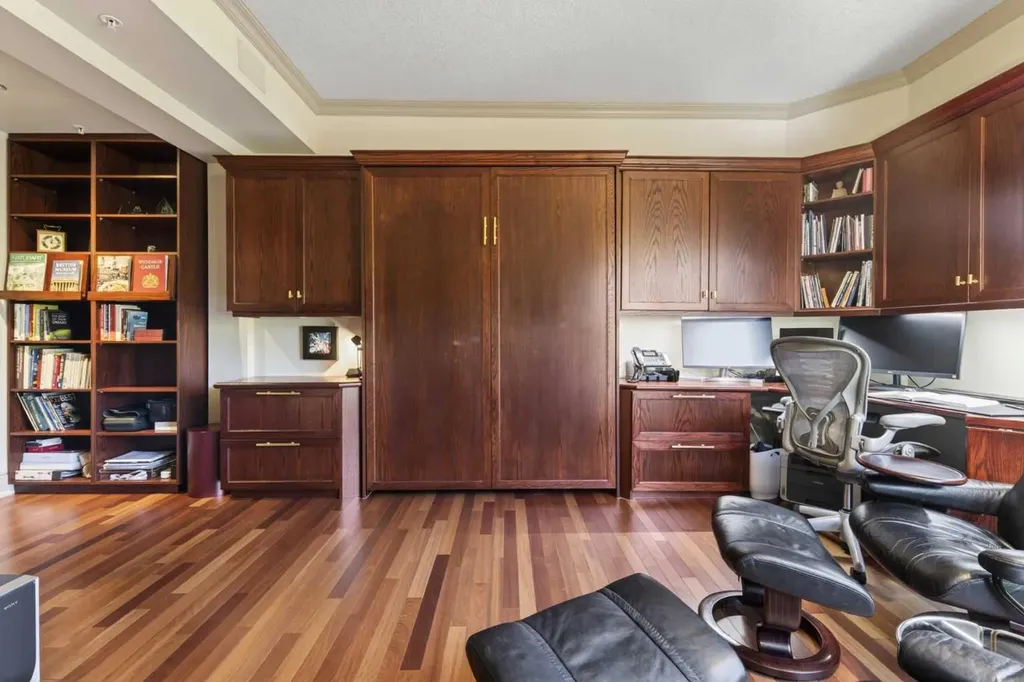 690 Princeton Way SW Calgary AB T2P 5J9
