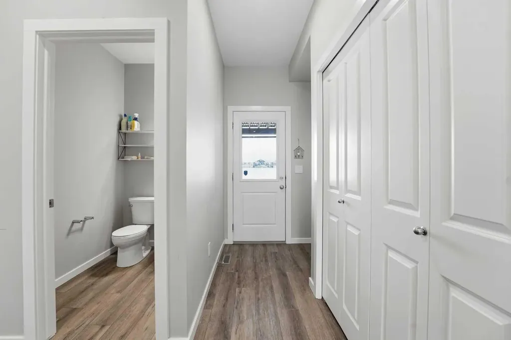 39 Lake Street Rural Red Deer County AB T4E 3L9