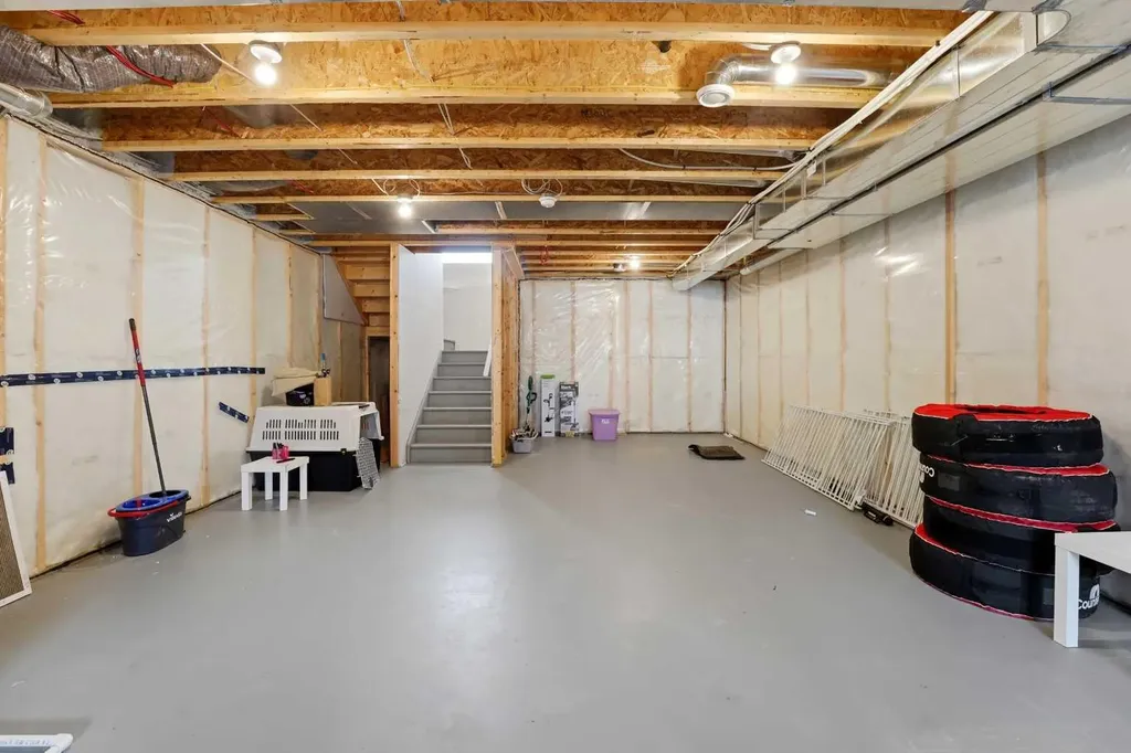 39 Lake Street Rural Red Deer County AB T4E 3L9