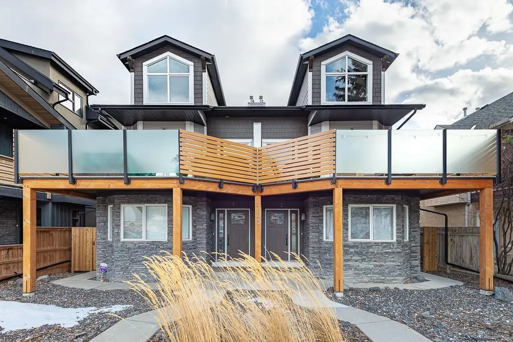 729 7th Canmore AB T1W 2C3