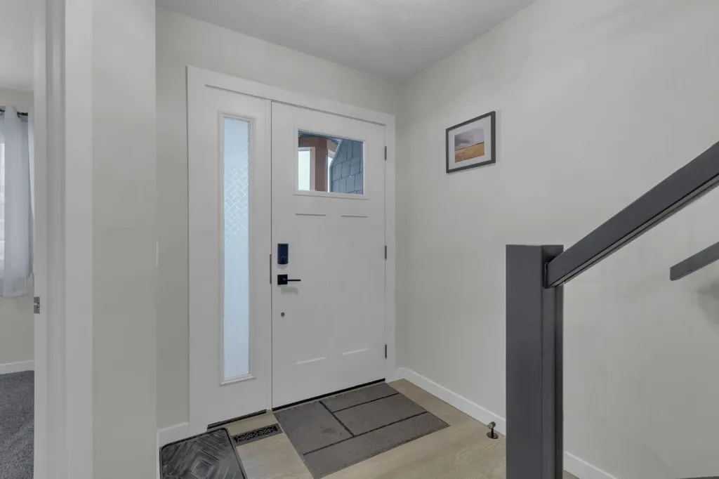 729 7th Canmore AB T1W 2C3