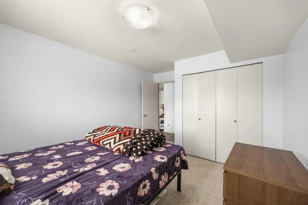 181 Skyview Ranch Manor NE Calgary AB T3N 0V2