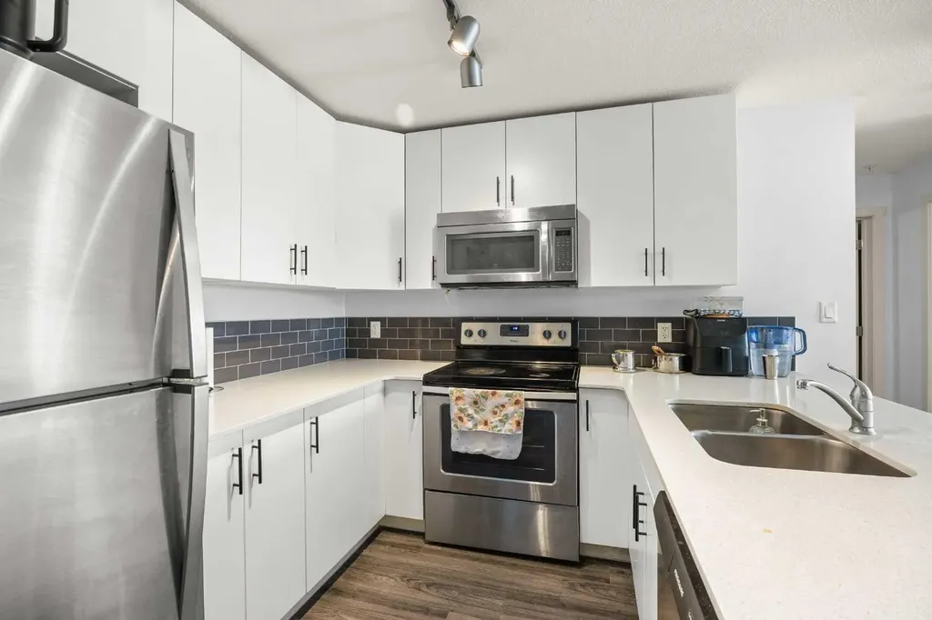 181 Skyview Ranch Manor NE Calgary AB T3N 0V2