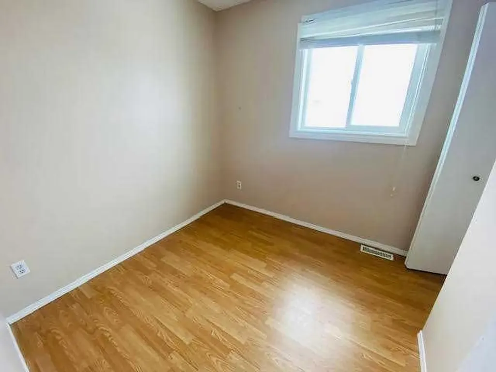 428 Boutin Avenue Hinton AB T7V 1A2
