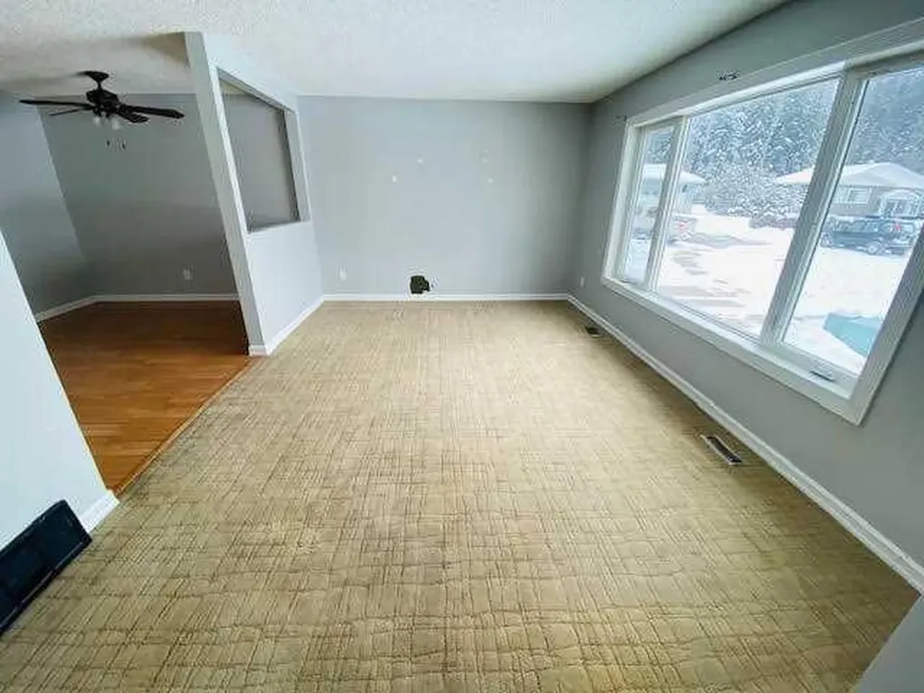 428 Boutin Avenue Hinton AB T7V 1A2