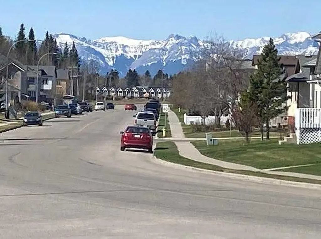 428 Boutin Avenue Hinton AB T7V 1A2