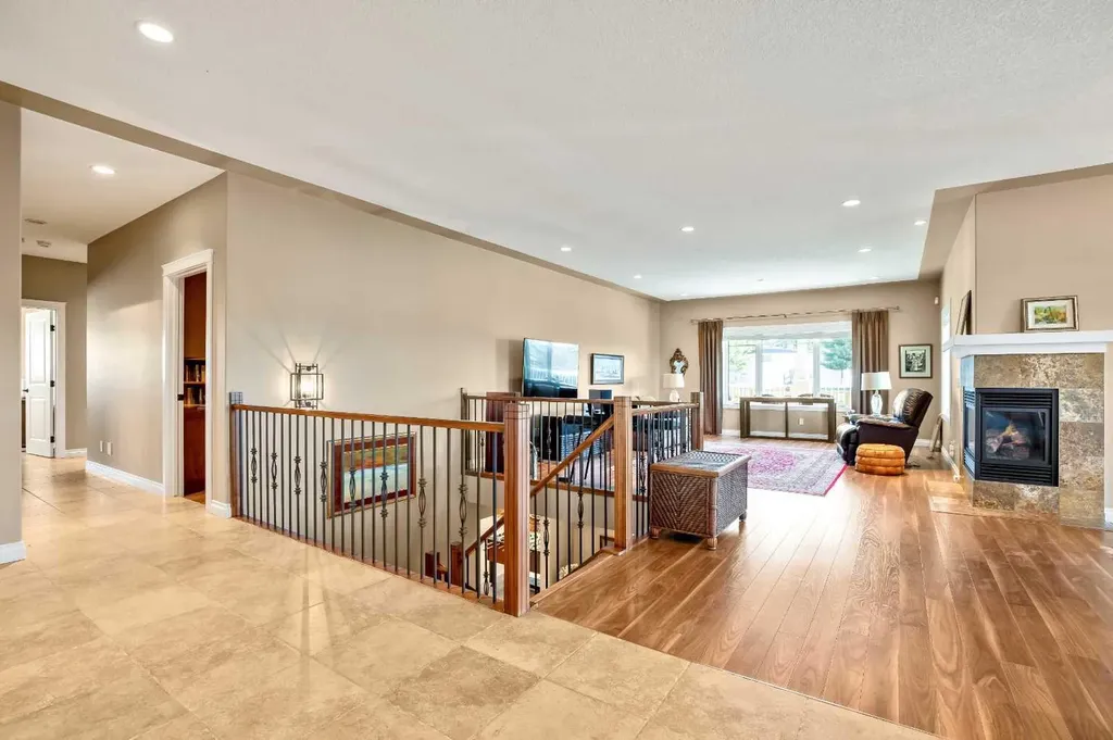 341 1 Avenue SE Diamond Valley AB T0L 0H0