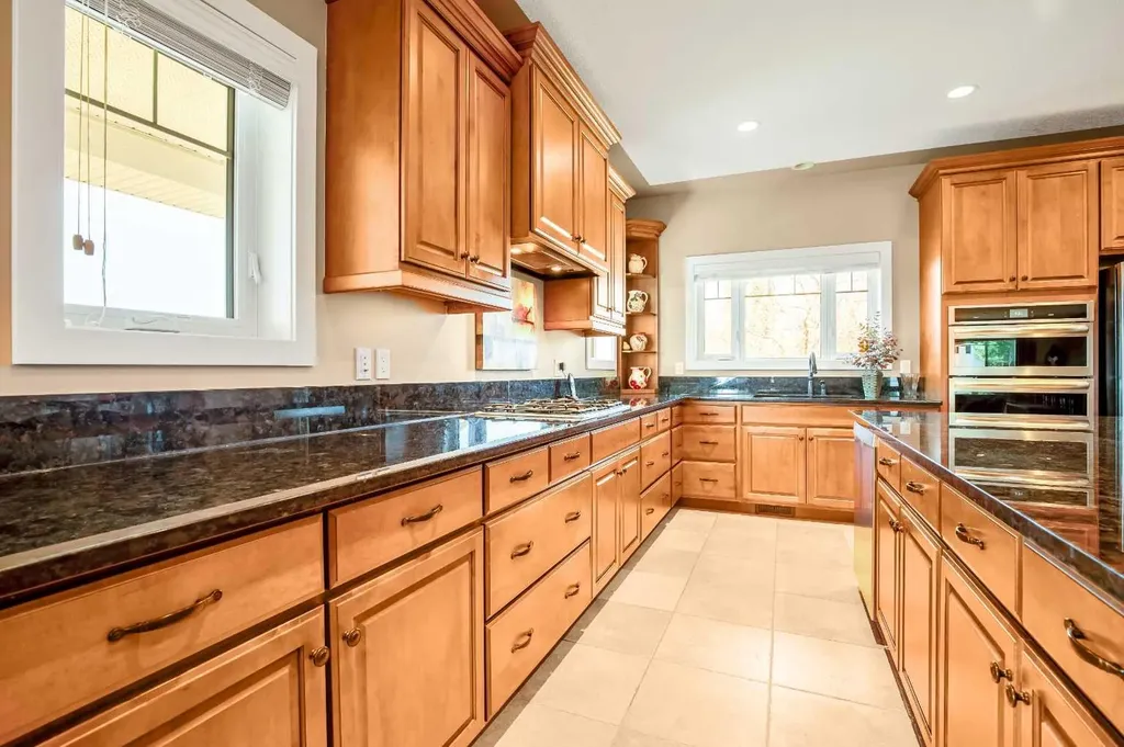 341 1 Avenue SE Diamond Valley AB T0L 0H0