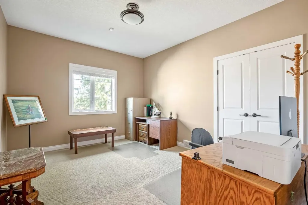 341 1 Avenue SE Diamond Valley AB T0L 0H0