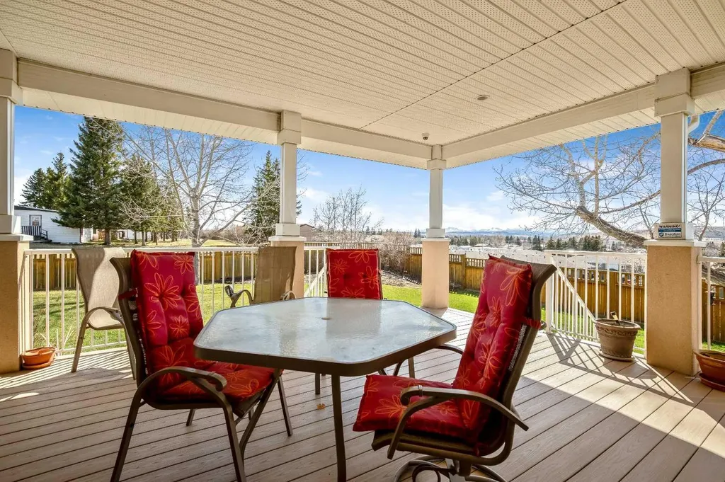 341 1 Avenue SE Diamond Valley AB T0L 0H0