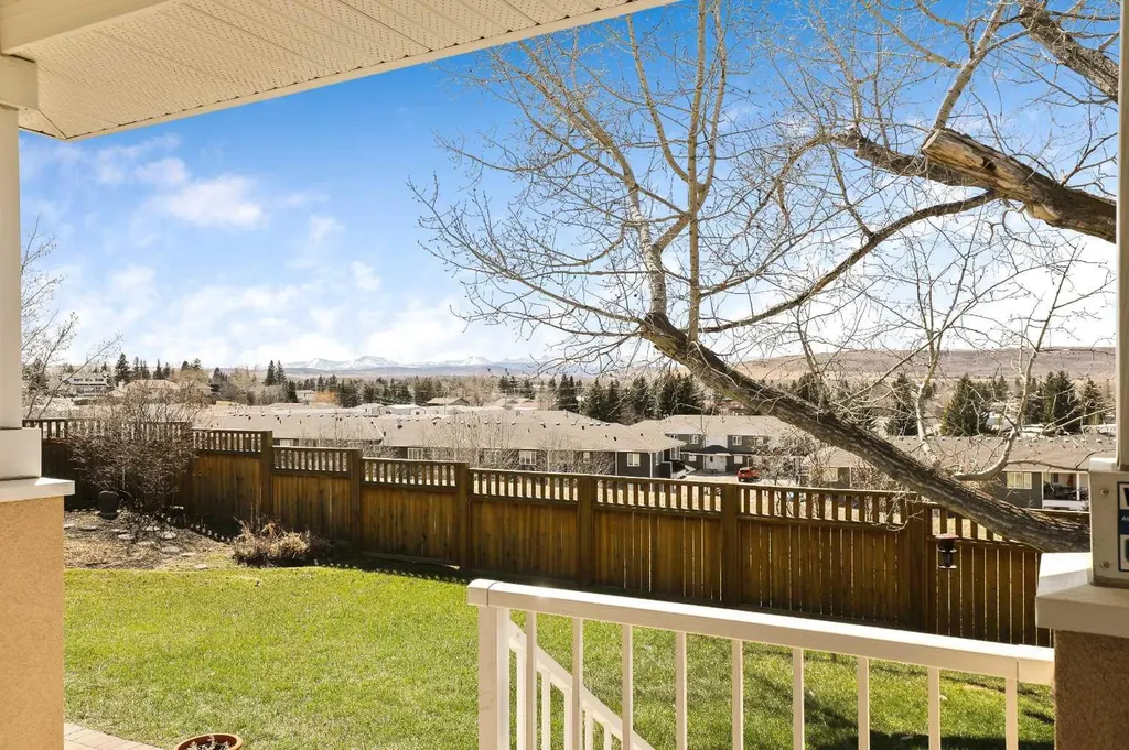 341 1 Avenue SE Diamond Valley AB T0L 0H0